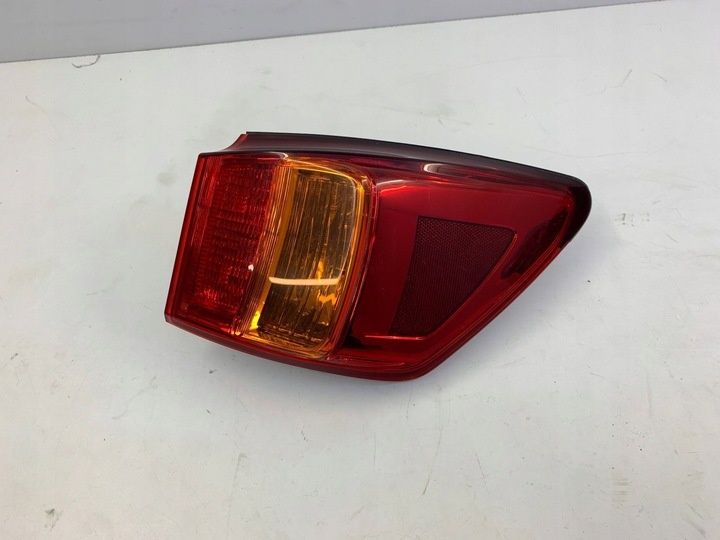 Фонарь задний правый к Lexus IS 2010