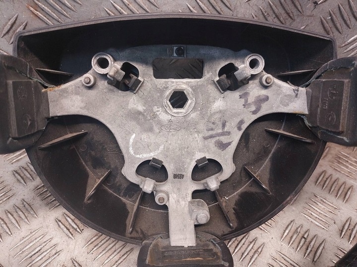 Руль к Ford Fusion 2002
