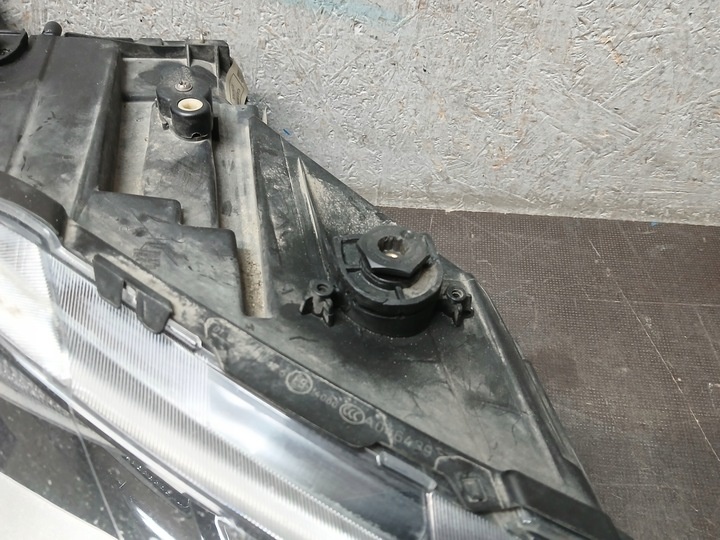 Фара правая к SEAT Leon 2012