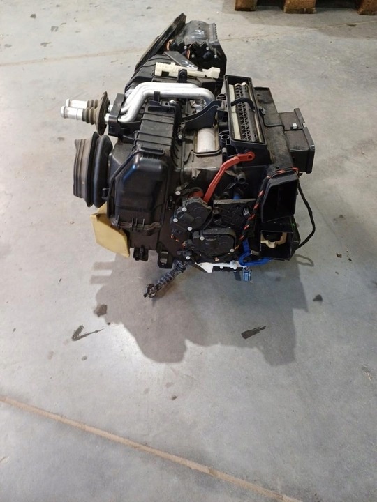 Отопитель в сборе (печка) к Audi A4 2007