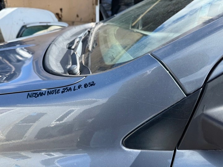 Крыло переднее левое к Nissan Note 2005