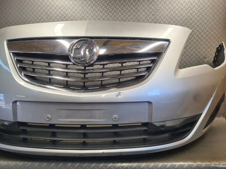 Бампер передний к Opel Meriva 2010
