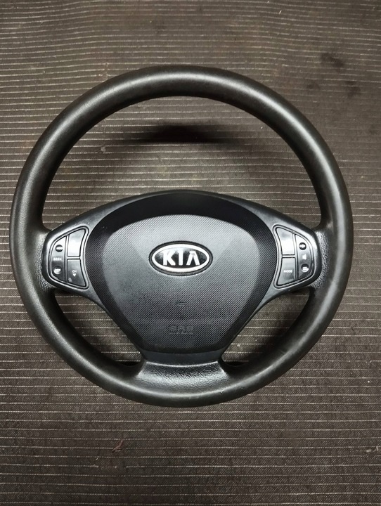 Руль к Kia Ceed 2006