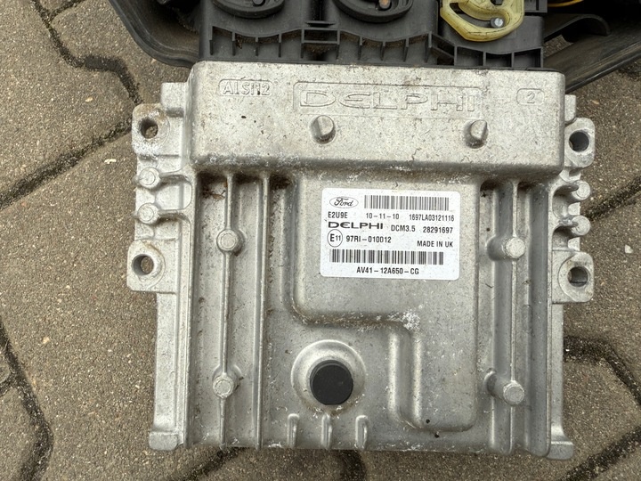 Блок управления двигателем к Ford Kuga 2008