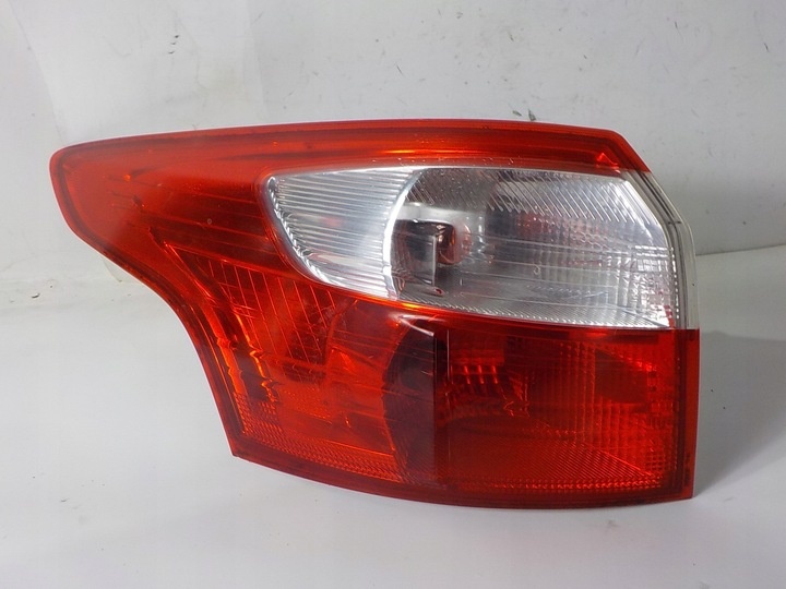 Фонарь задний левый к Ford Focus 2011