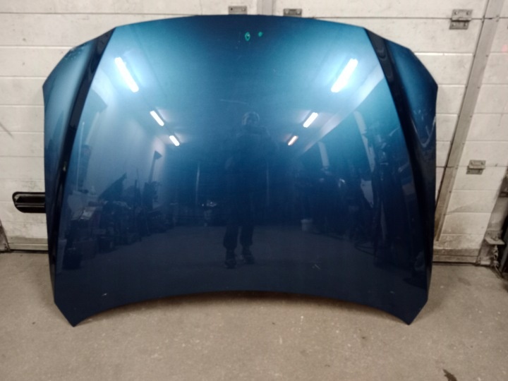Капот к Mazda 5 2010