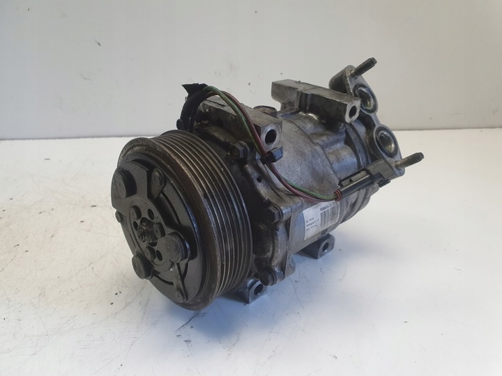 Компрессор кондиционера к Citroen C5 2001