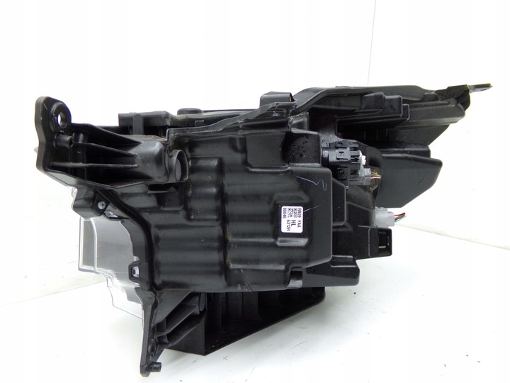 Фара правая к Suzuki SX4 2013