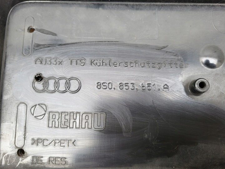Решетка радиатора к Audi TT 2014