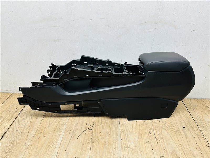 Подлокотник к Haval F7 2018