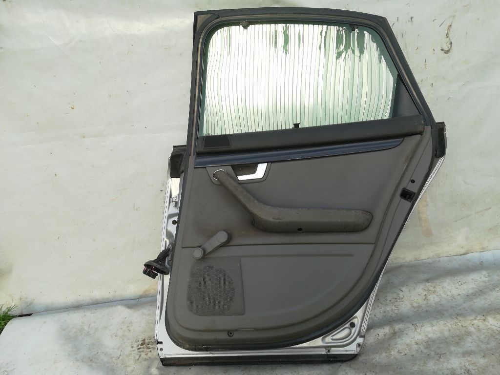 Дверь задняя правая к Audi S4 2003