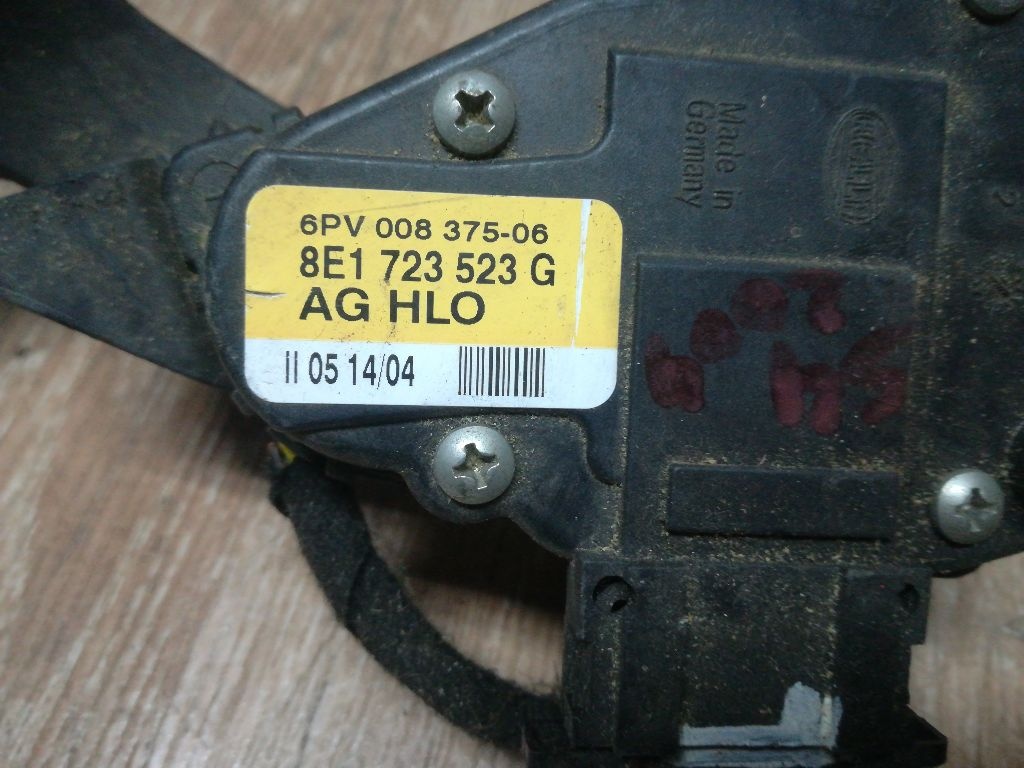 Педаль газа к Audi A4 2003