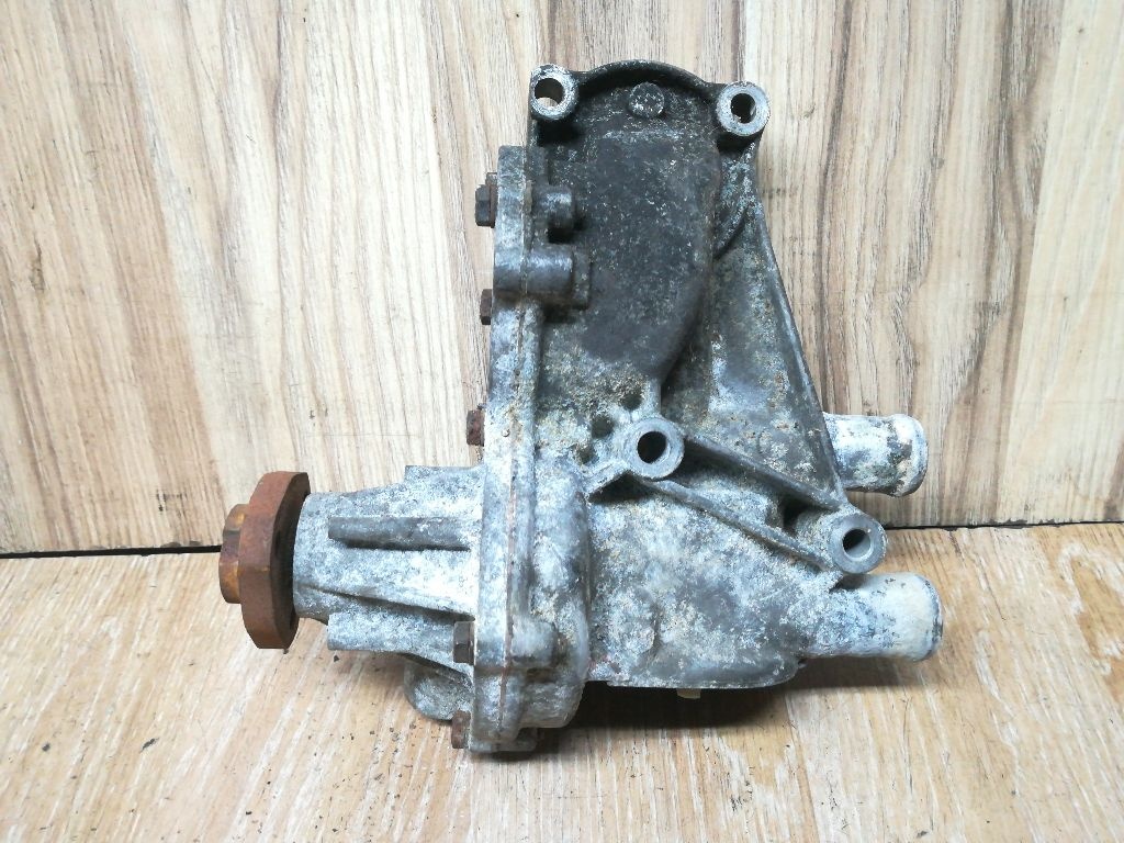 Помпа к Volkswagen Passat 1993
