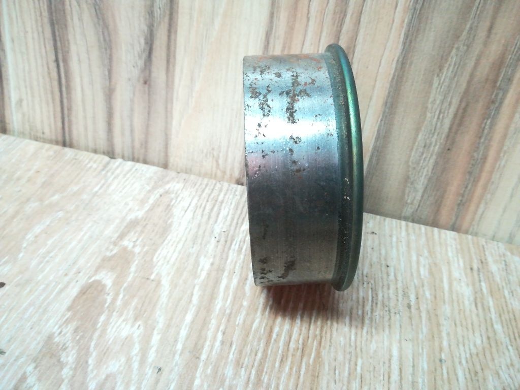 Ролик обводной к Mazda Millenia 2001