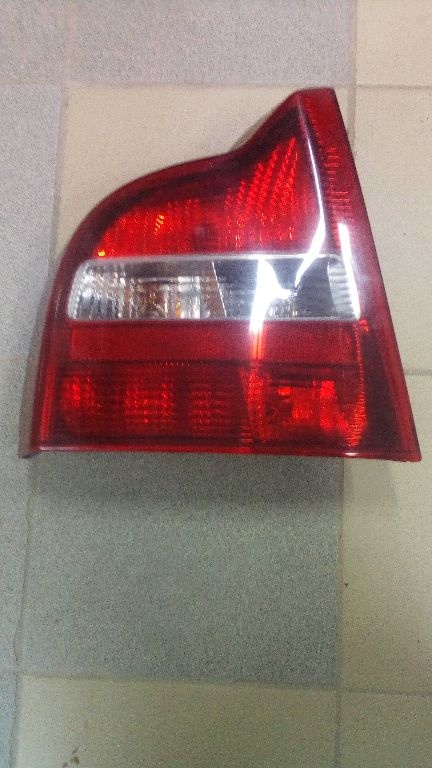 Фонарь задний левый к Volvo S80 2002