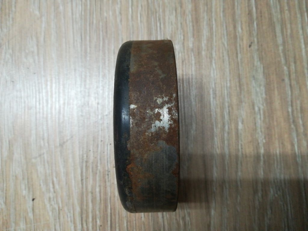 Шкив помпы к Ford Focus 2004