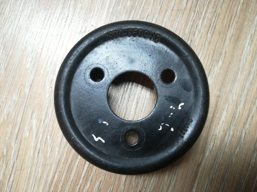 Шкив помпы к Ford Focus 2003