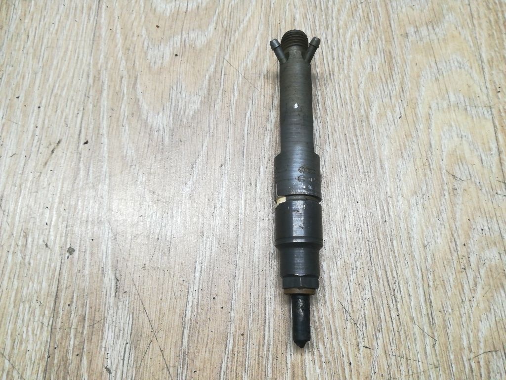 Форсунка к Audi 80 1995