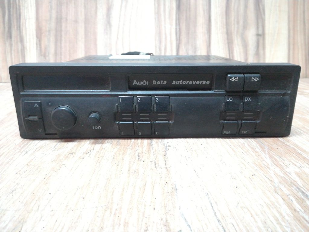Магнитола к Audi A6 1996