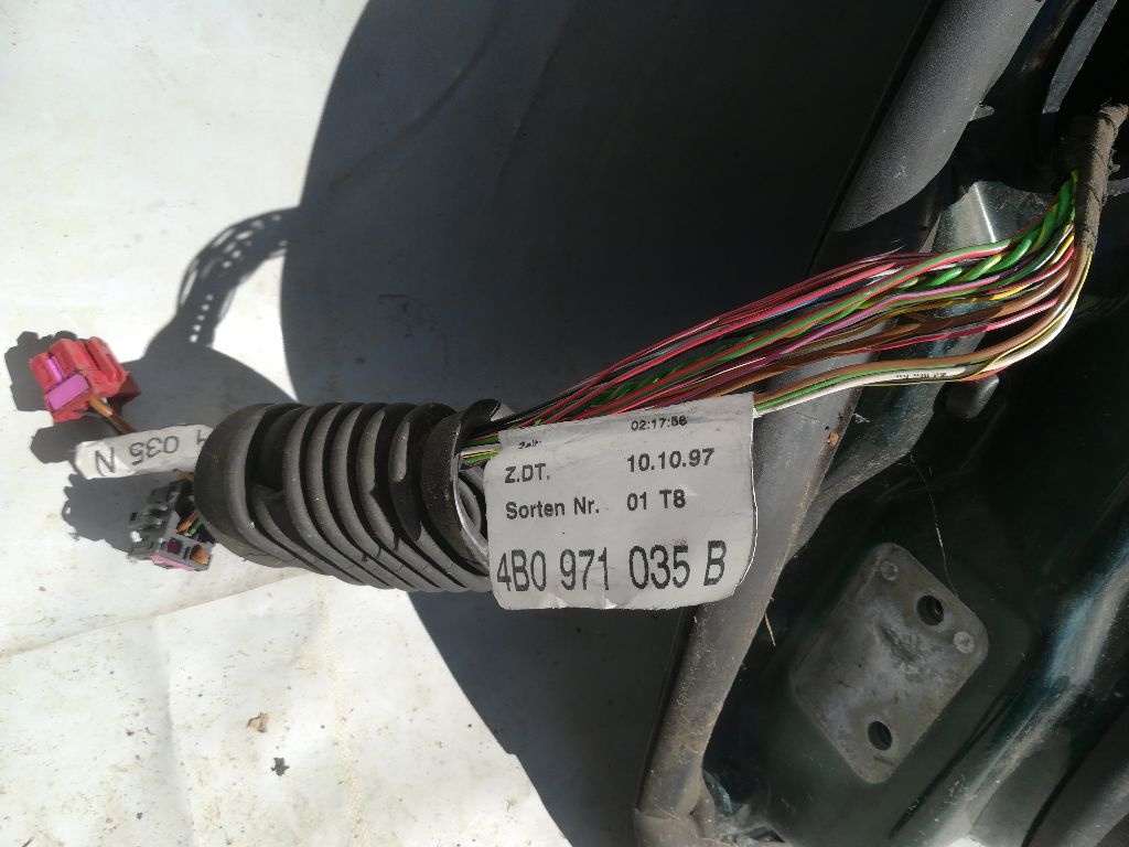 Проводка двери к Audi A6 2001