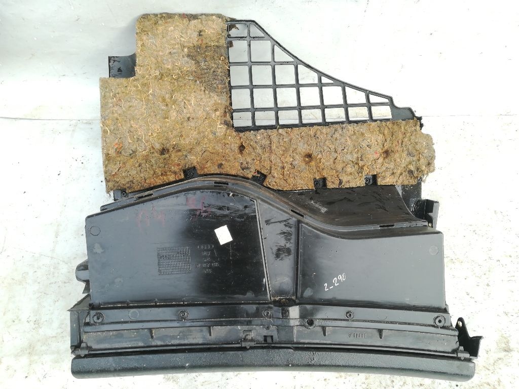 Бардачок к Audi A4 1999