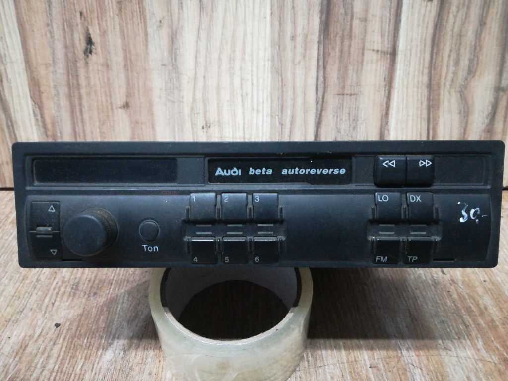 Магнитола к Audi A6 1996