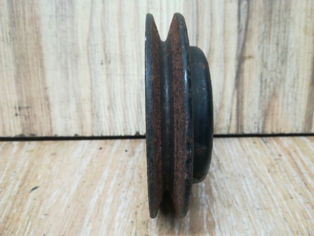 Шкив помпы к Volkswagen Passat 1992
