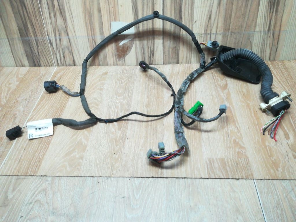 Проводка двери к Volvo S80 2003