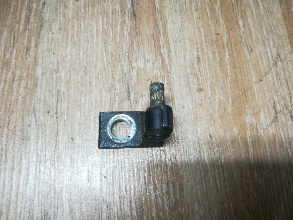 Петля двери к Audi A6 2001