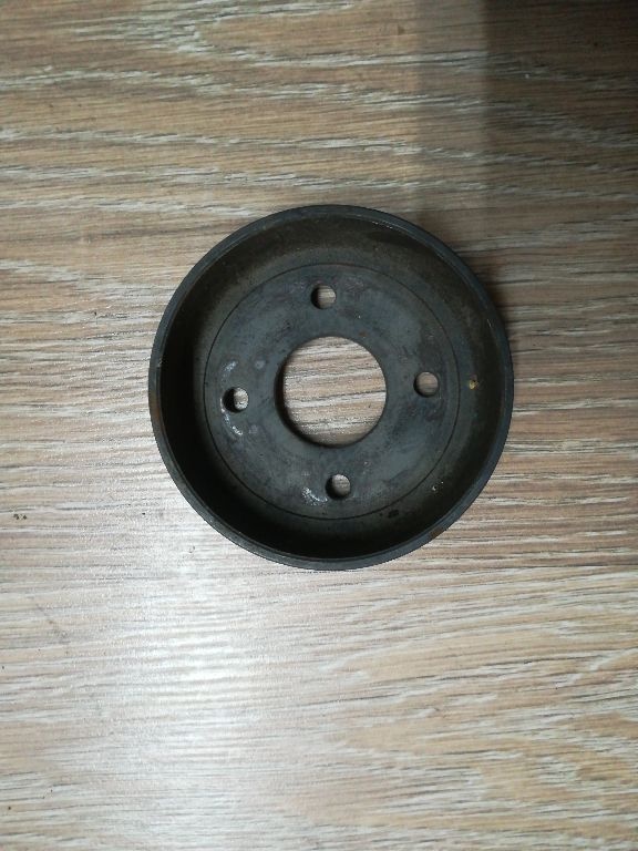Ролик обводной к Mazda Millenia 2001