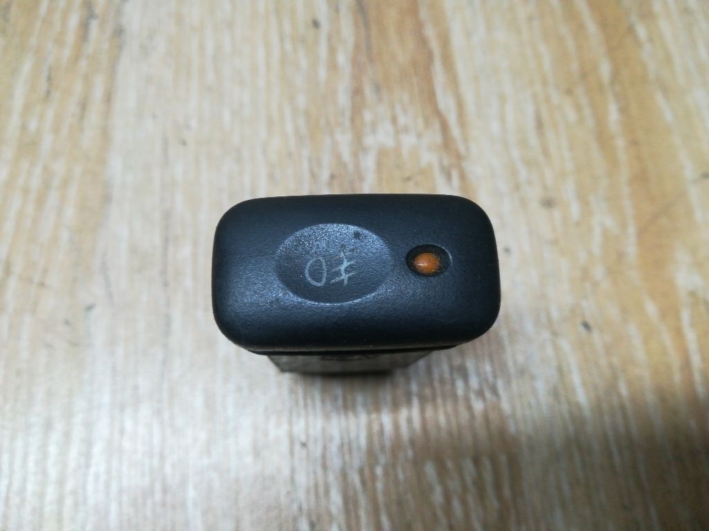 Кнопка противотуманных фар к Kia Clarus 1998