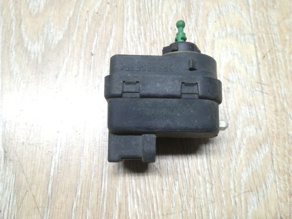 Корректор фар к Renault Scenic 1999