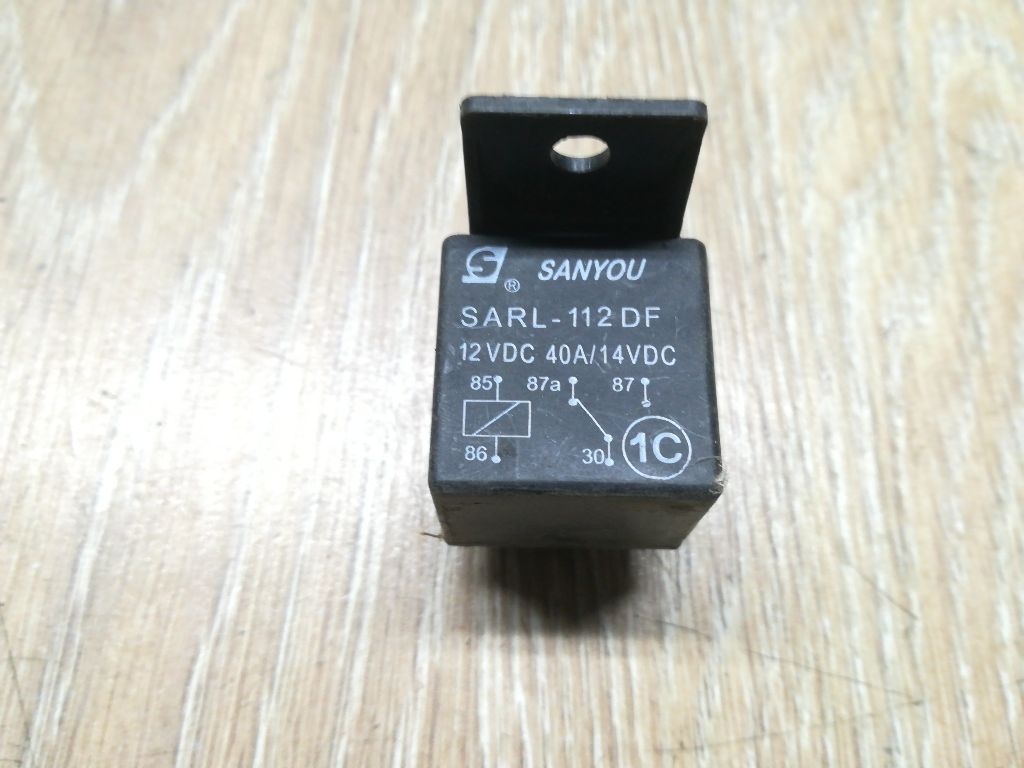 Реле (прочие) к Audi 80 1991