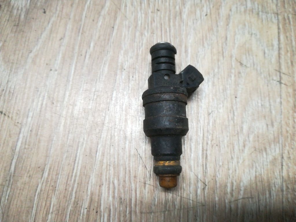 Форсунка к Audi 100 1993