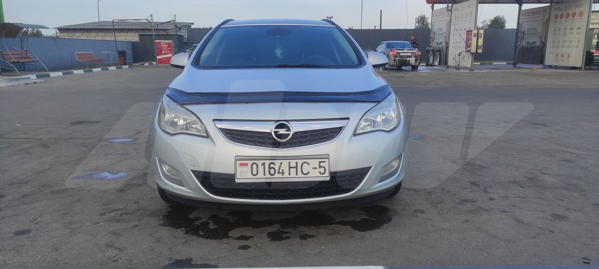 Opel Astra J, 2011