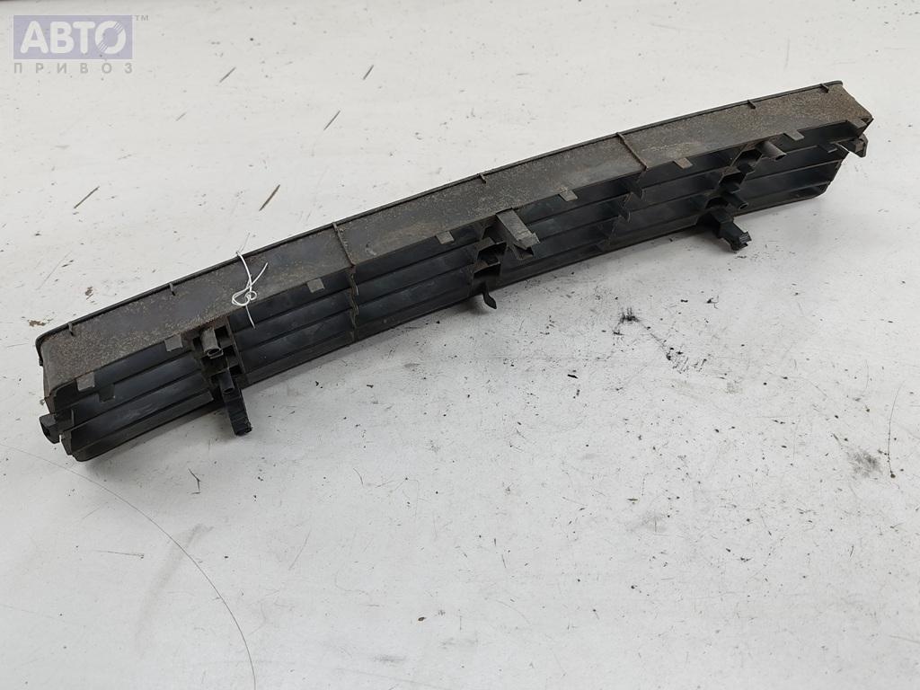 Решетка бампера к Audi A6 1998
