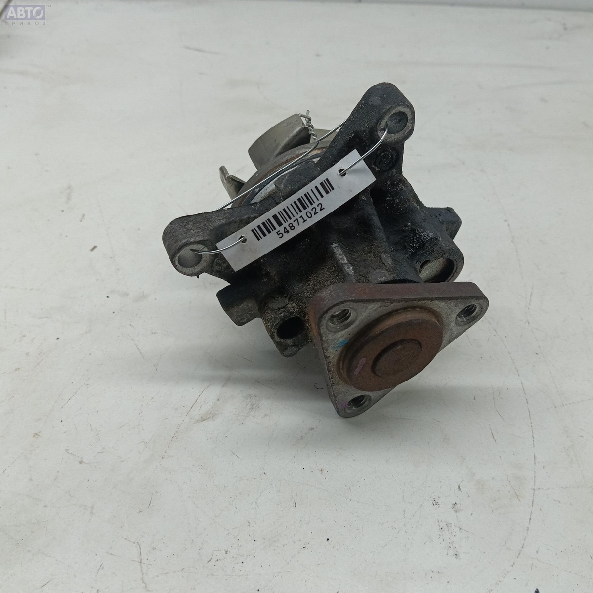 Помпа к Ford Mondeo 2006