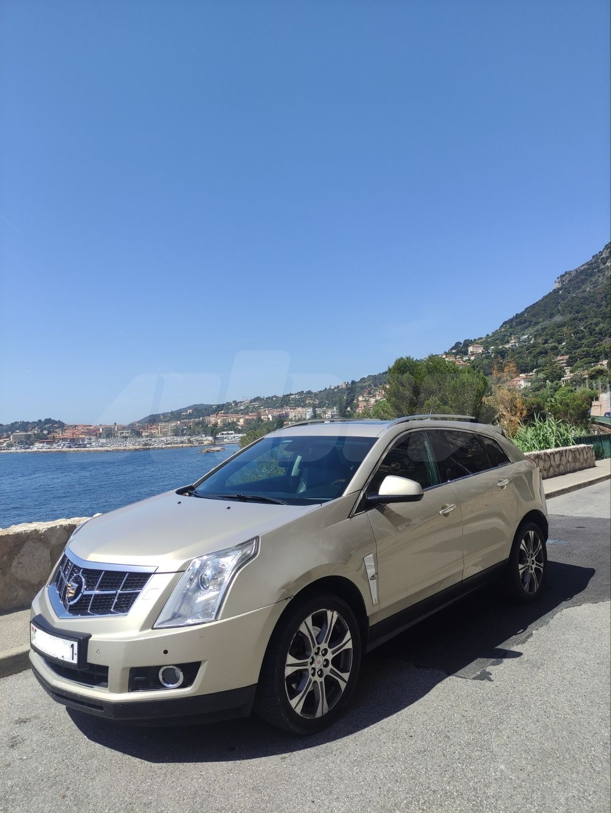 Cadillac SRX II, 2011