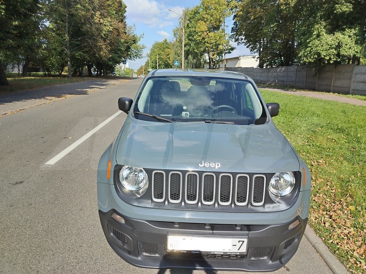 Jeep Renegade I, 2015