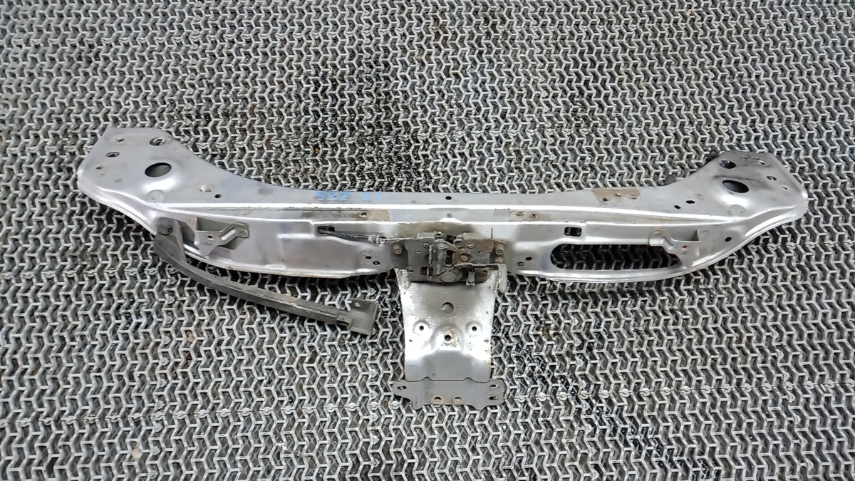 Рамка капота к Peugeot 4007 2007