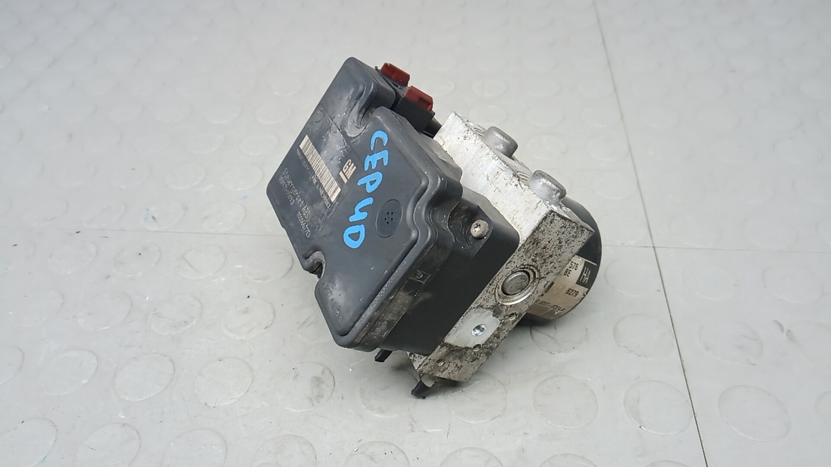 Блок ABS к Opel Zafira 2009