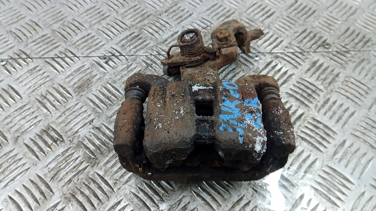 Скоба суппорта к Mazda 156 2009