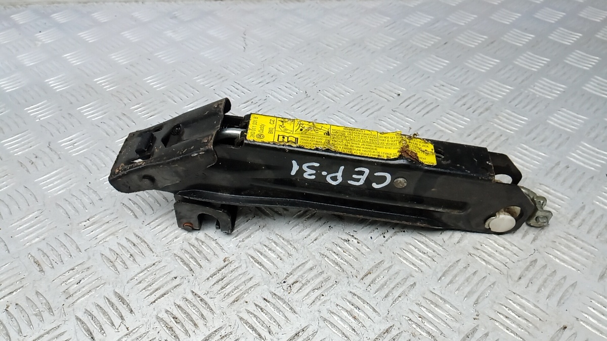 Домкрат к Mitsubishi Lancer 2010