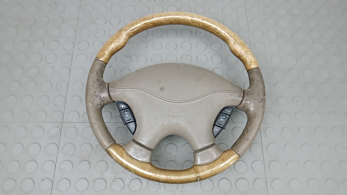 Руль к Jaguar S-Type 2001