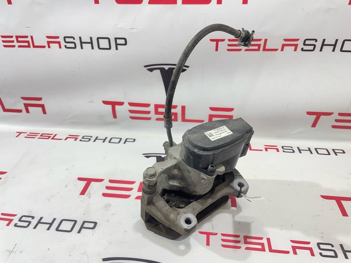 Суппорт задний левый к Tesla Model 3 2019