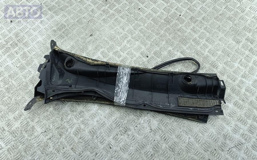 Дождевик к Toyota Avensis 2005