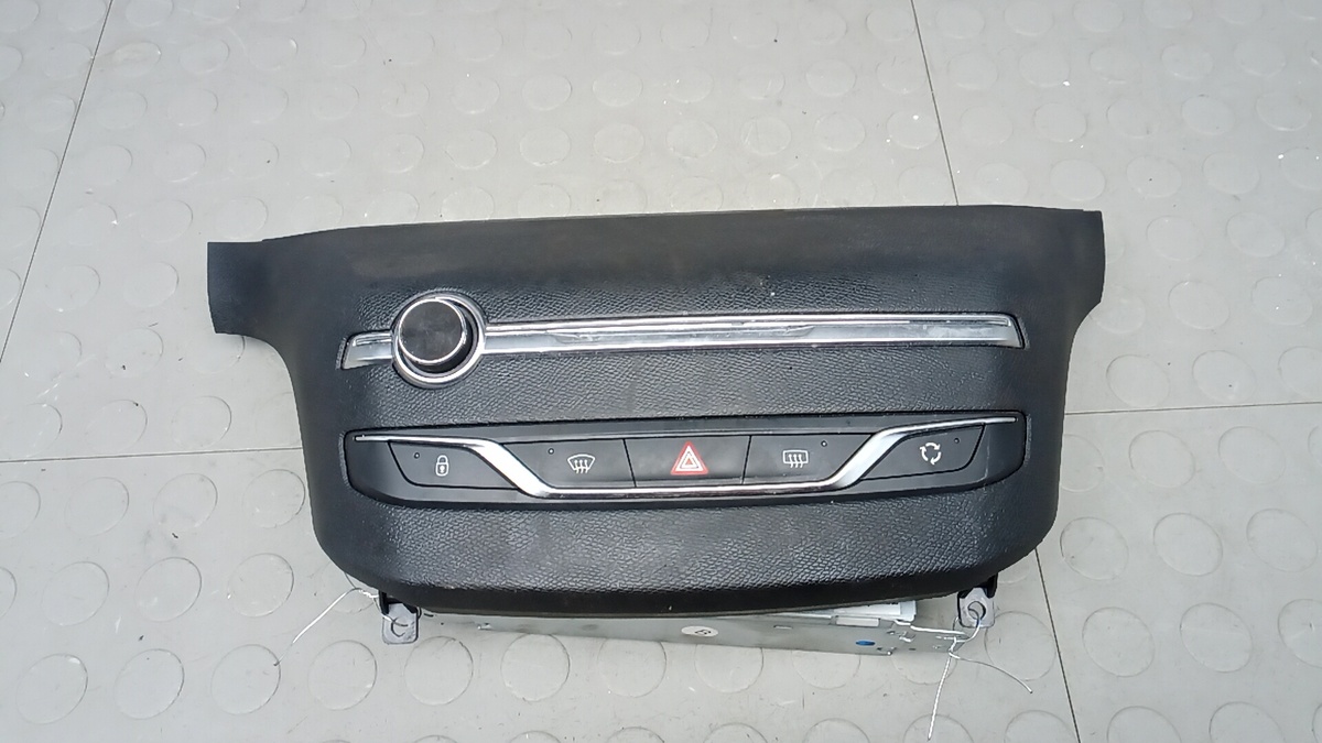 Магнитола к Peugeot 308 2014