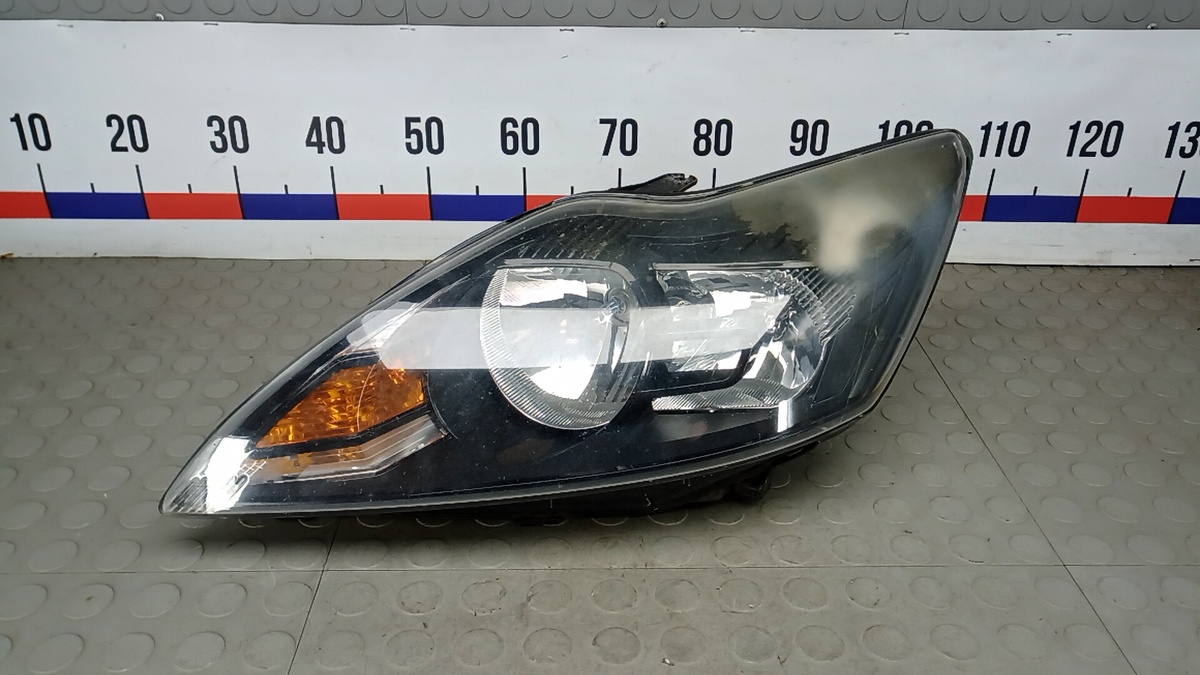 Фара левая к Ford Focus 2009