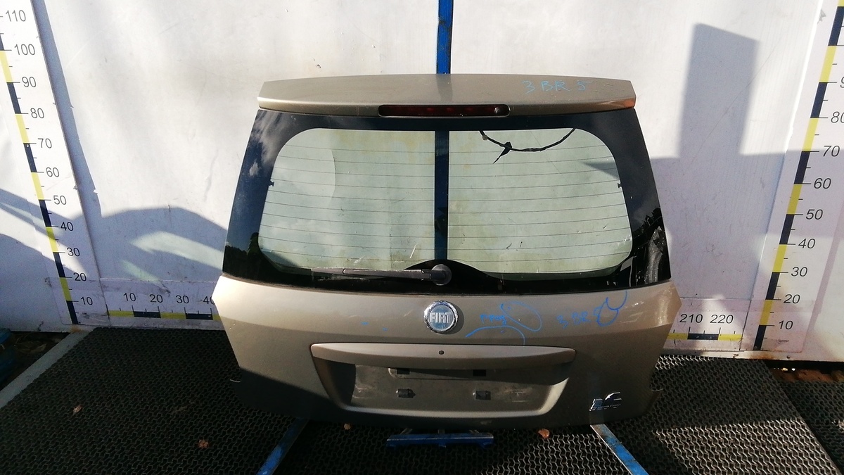 Стекло заднее к Fiat Sedici 2006