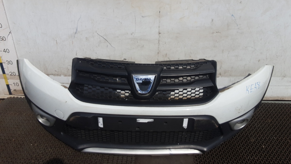 Фара левая к Dacia Sandero 2015